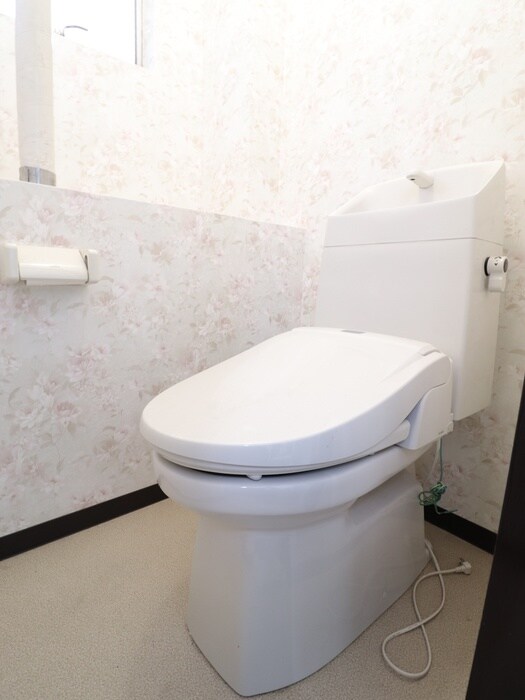 物件内観写真8　(トイレ)