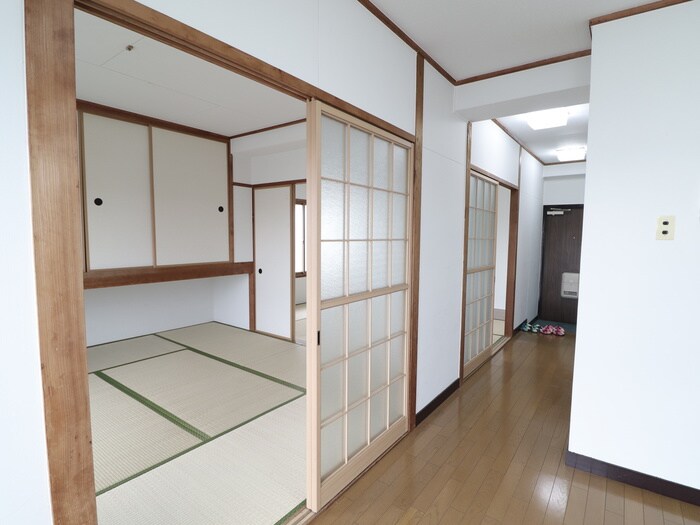 物件内観写真17　(廊下)