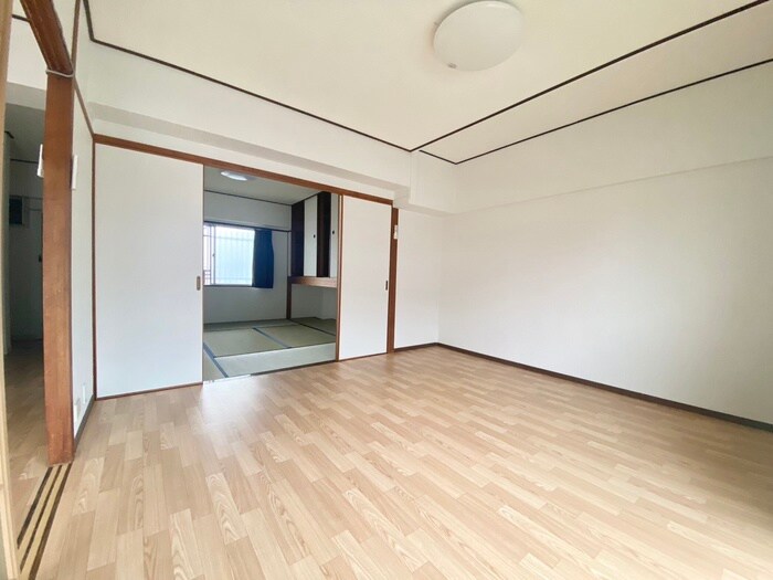 物件内観写真19　(居室)