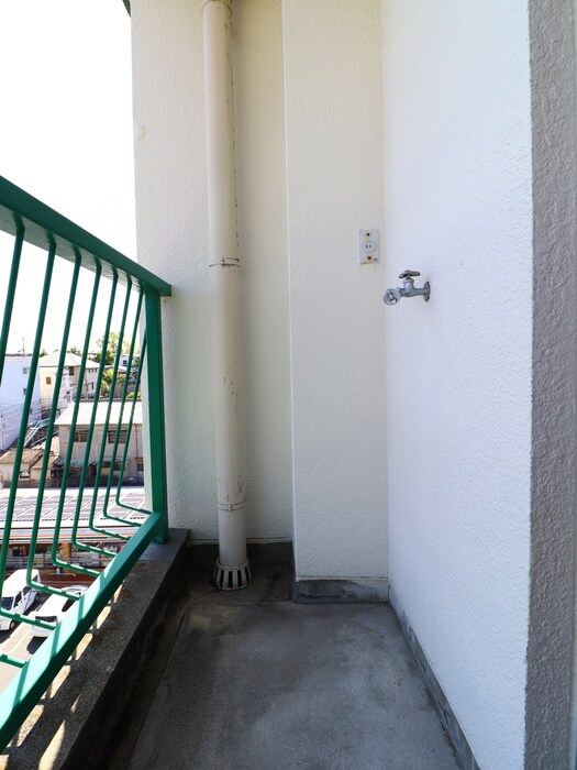 物件内観写真19　(洗濯機置場)