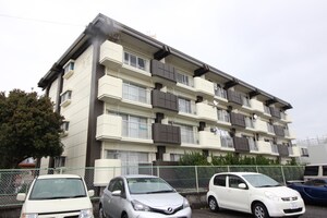 マンション岡田外観写真