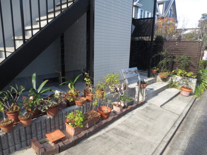 物件外観写真5　(外観写真)