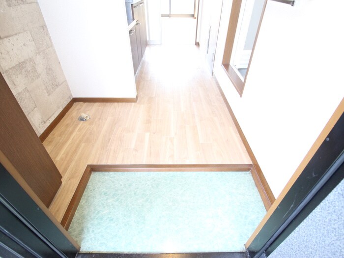 物件内観写真20　(玄関)