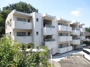 ヒルズ高峯外観写真