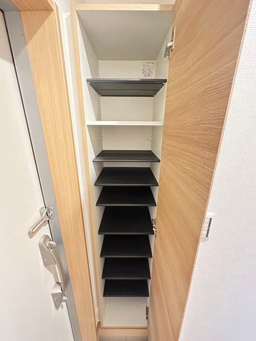 物件内観写真13　(靴箱)