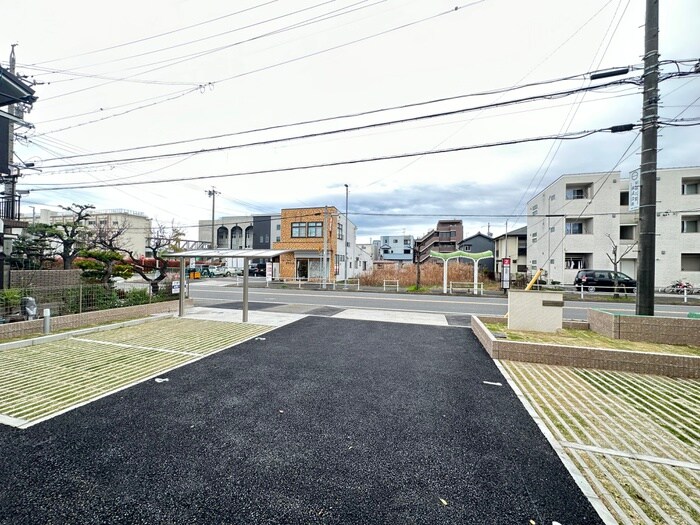 物件内観写真16　(室内からの展望)