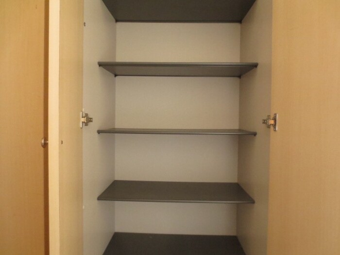 物件内観写真8　(靴箱)