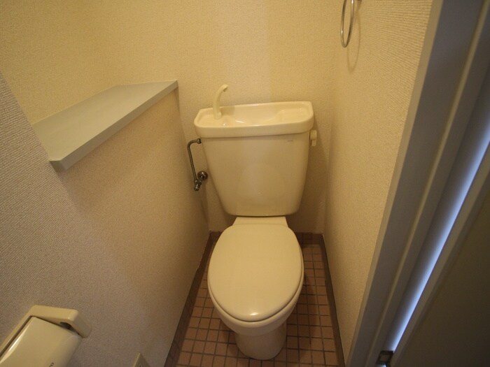 物件内観写真10　(トイレ)