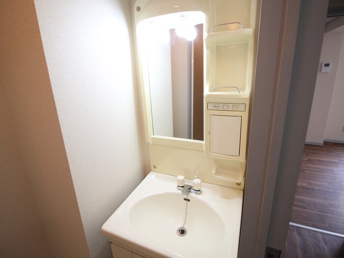 物件内観写真11　(洗面)