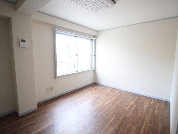 物件内観写真16　(居室)