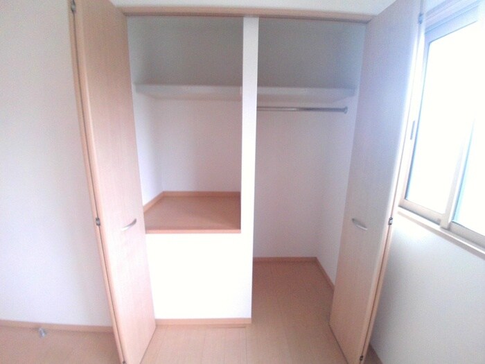 物件内観写真16　(収納)