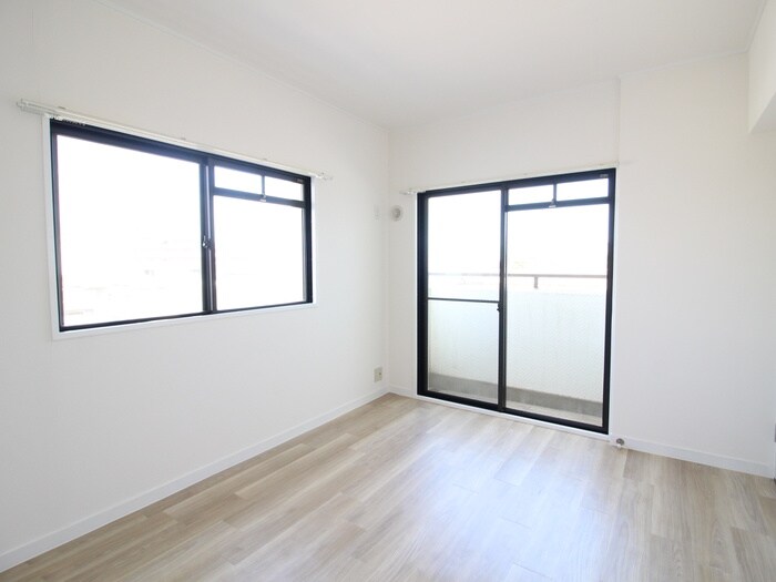 物件内観写真12　(居室)