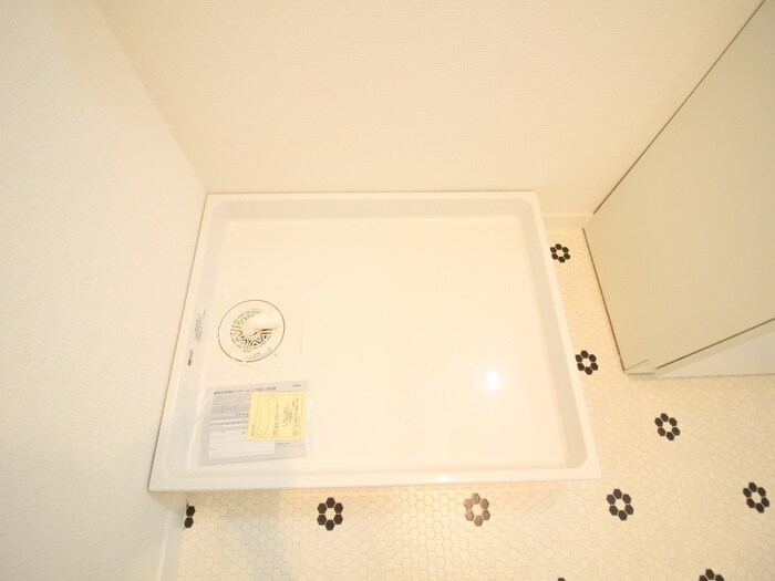 物件内観写真18　(洗濯機置場)