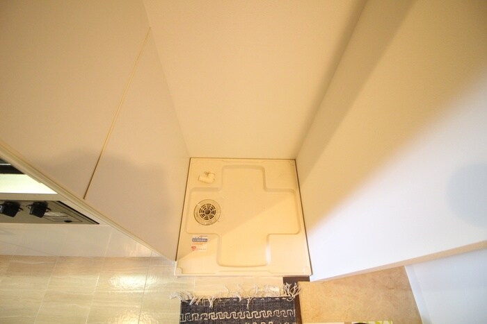 物件内観写真9　(洗濯機置場)