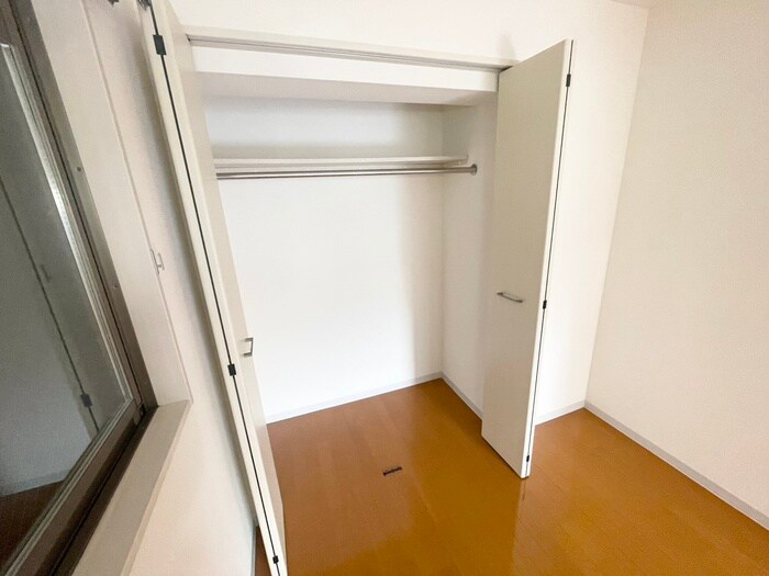 物件内観写真12　(収納)