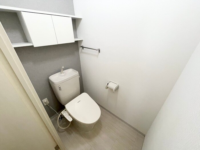 物件内観写真14　(トイレ)