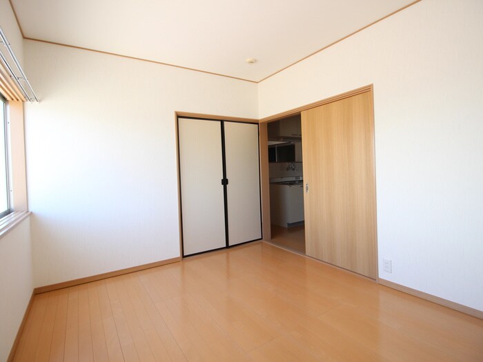 物件内観写真10　(居室)