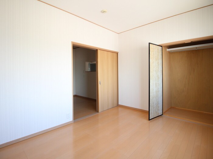 物件内観写真12　(居室)