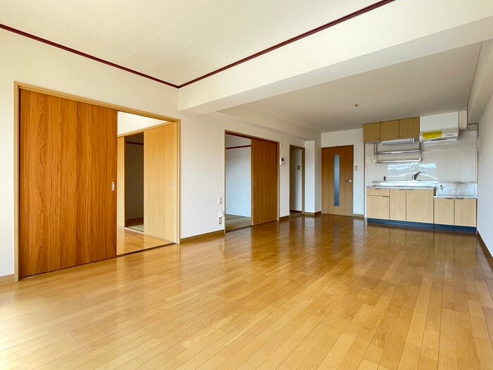 物件内観写真8　(居室)