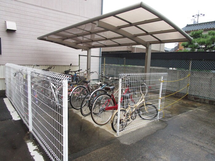 物件外観写真5　(周辺環境)