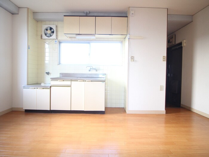 物件内観写真7　(居室)