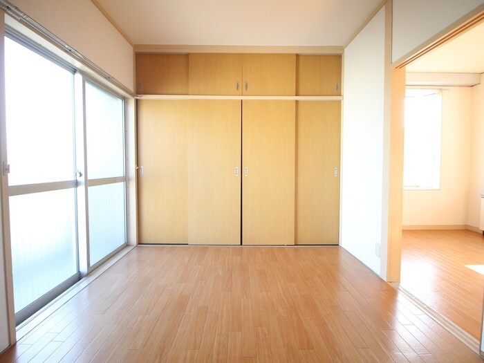 物件内観写真10　(居室)