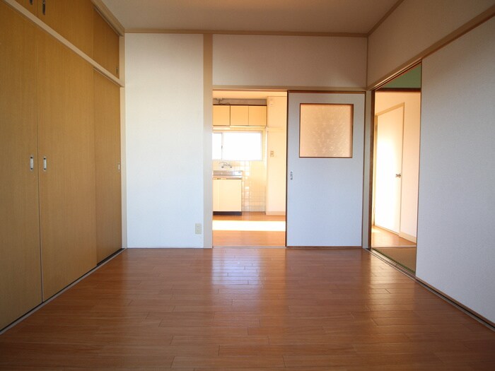 物件内観写真12　(居室)