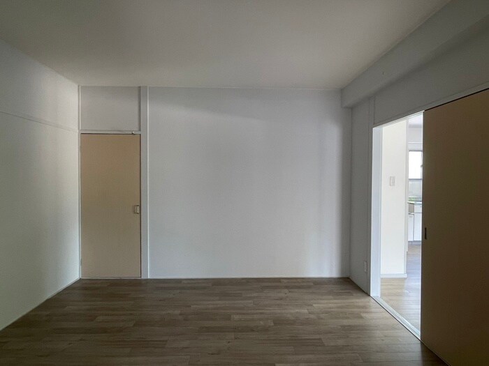 物件内観写真18　(居室)