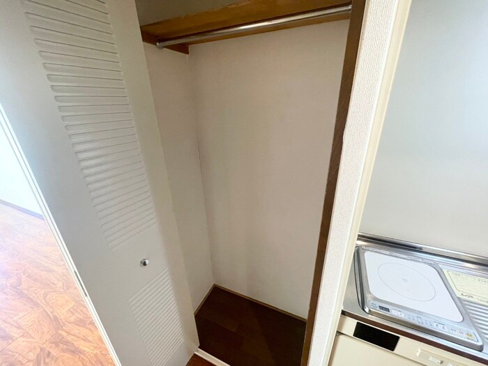 物件内観写真11　(収納)