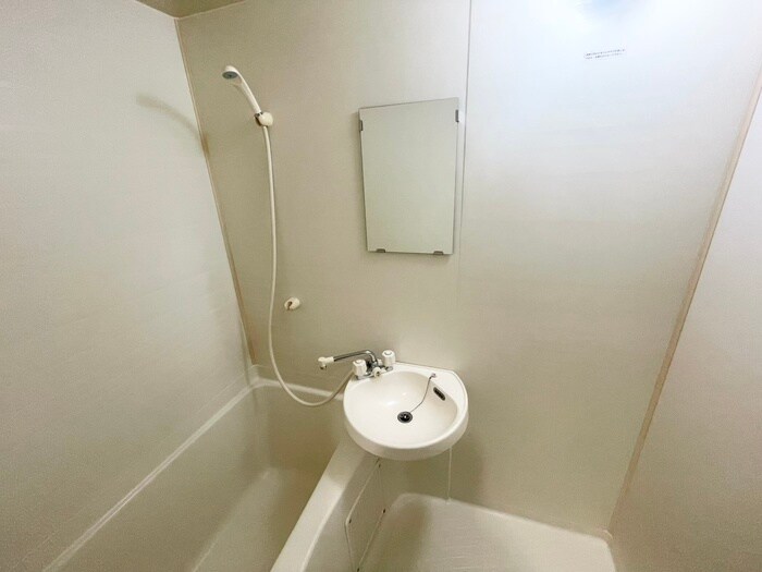 物件内観写真13　(洗面)