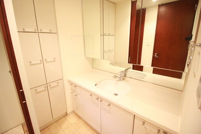 物件内観写真11　(洗面)