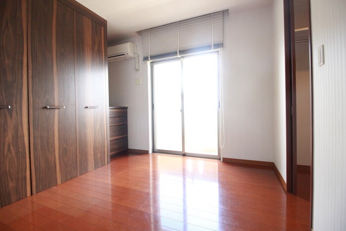 物件内観写真19　(居室)