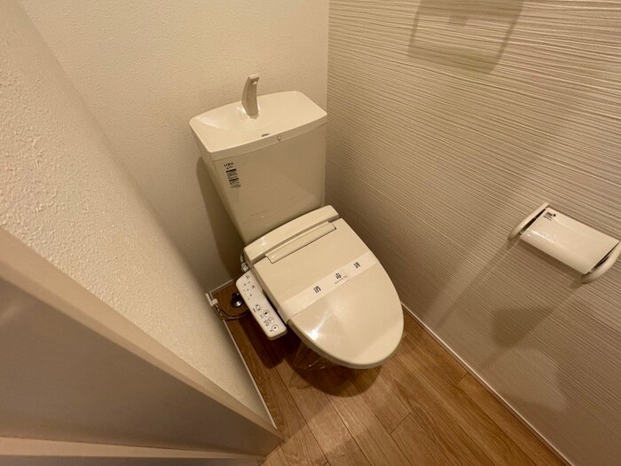 物件内観写真11　(トイレ)