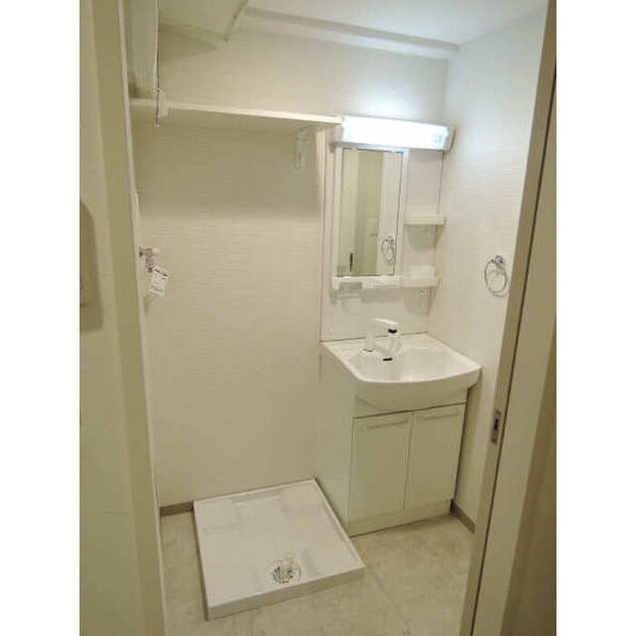 物件内観写真13　(洗面)