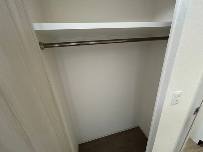 物件内観写真12　(収納)