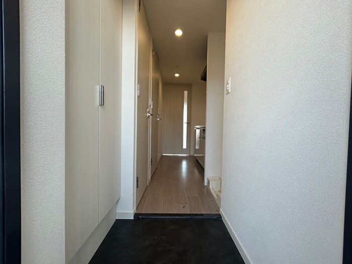 物件内観写真21　(玄関)