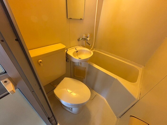 物件内観写真14　(トイレ)