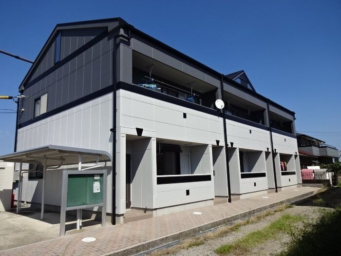 物件外観写真1　(外観写真)