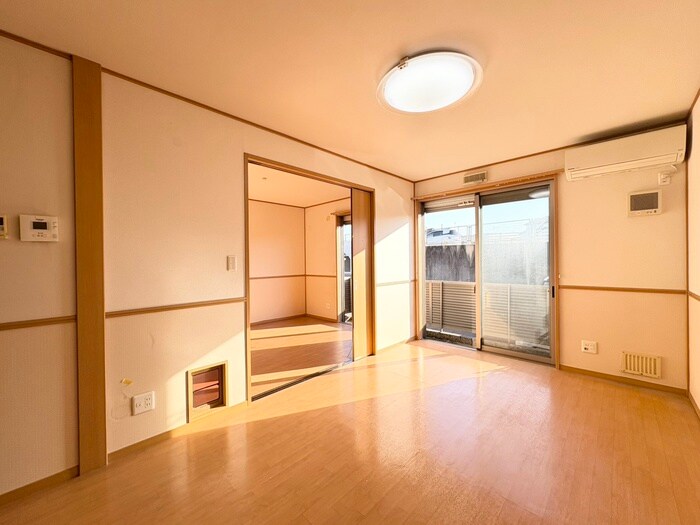 物件内観写真8　(居室)