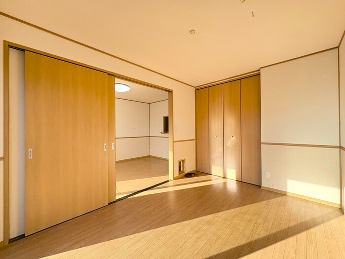 物件内観写真22　(居室)