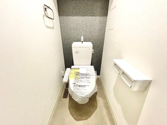 物件内観写真9　(トイレ)