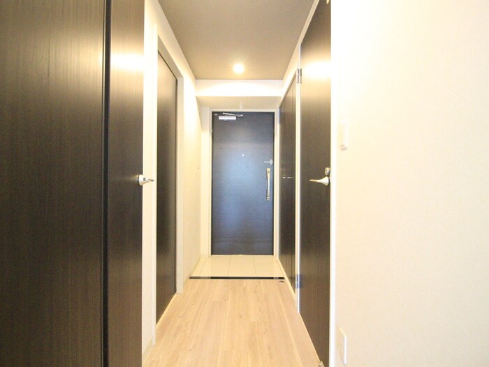 物件内観写真13　(廊下)