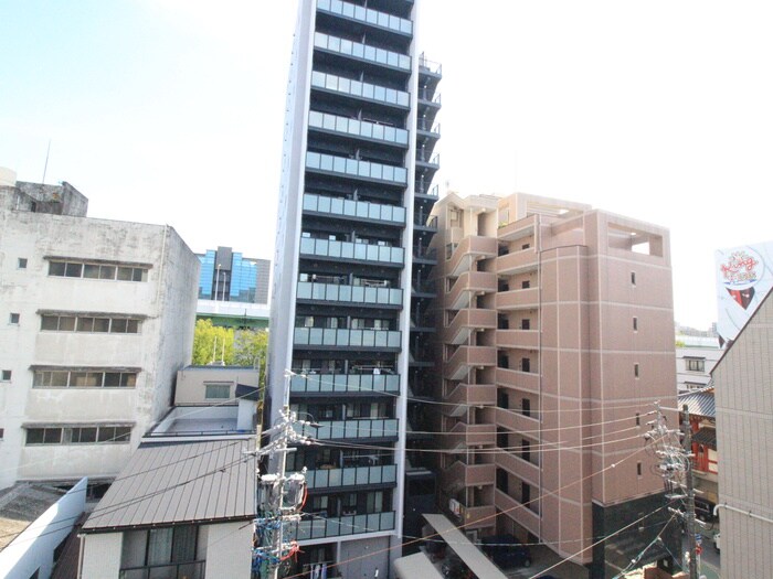 物件内観写真19　(室内からの展望)