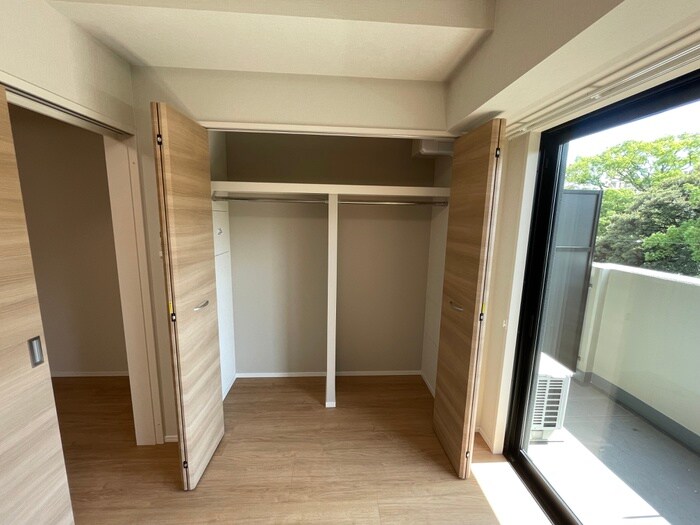 物件内観写真18　(収納)