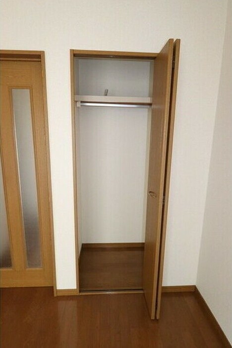 物件内観写真11　(収納)