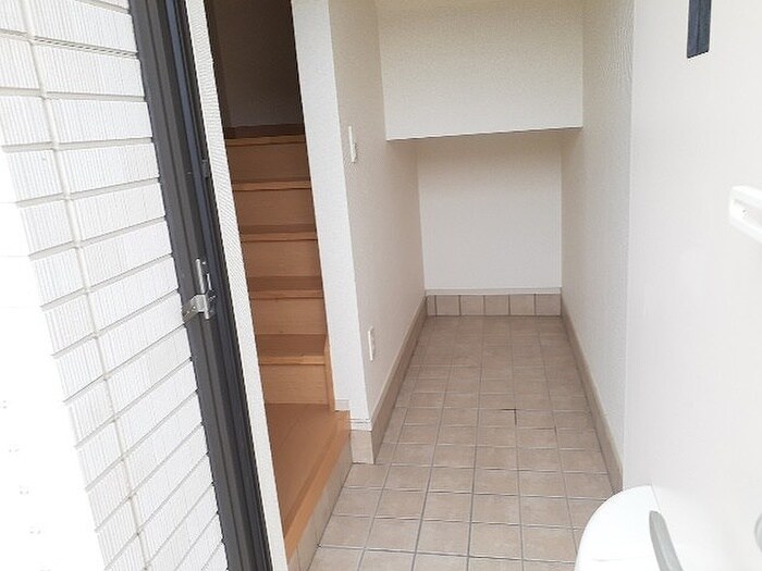 物件内観写真7　(靴箱)