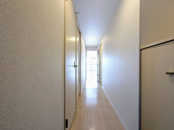 物件内観写真17　(廊下)