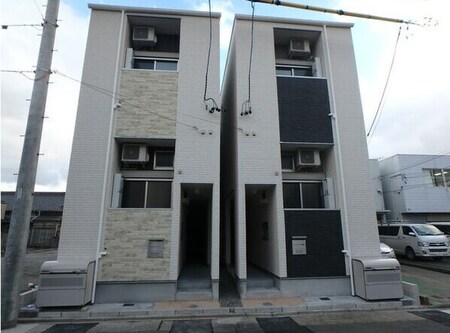 シャルマンメゾン外観写真