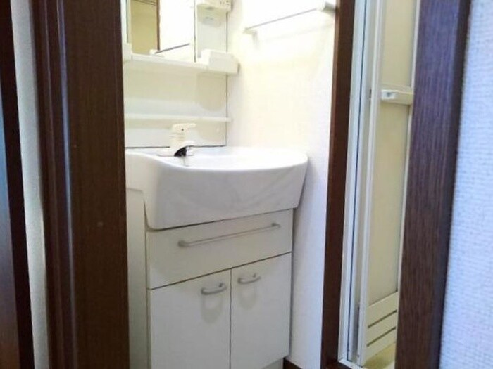 物件内観写真7　(洗面)