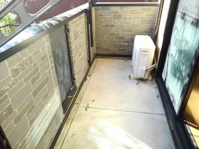 物件内観写真13　(ベランダ・バルコニー)